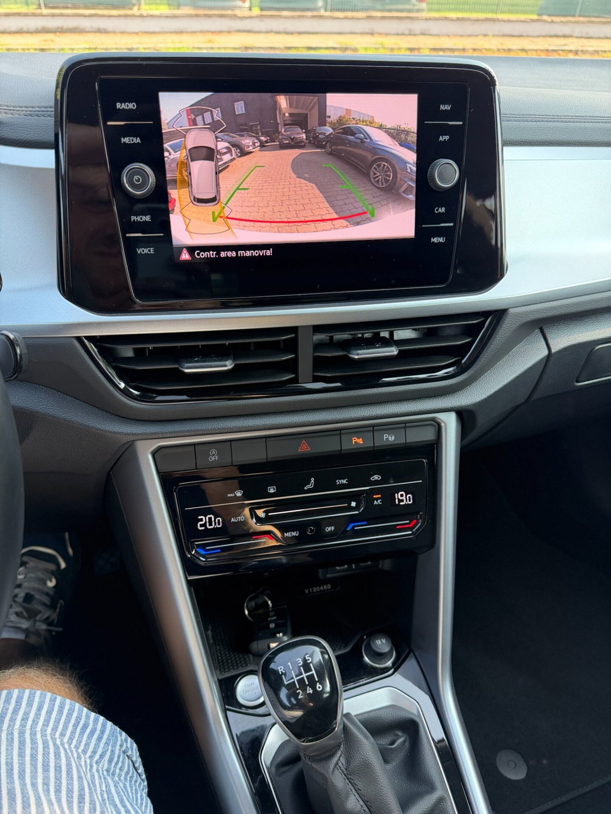 Volkswagen T-Roc 1.0 tsi Edition 115cv (17)