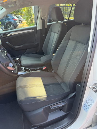 Volkswagen T-Roc 1.0 tsi Edition 115cv (9)