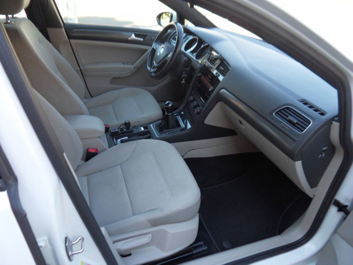 Volkswagen Golf Variant 1.6 TDI 115 CV Business BlueMotion Technology (13)