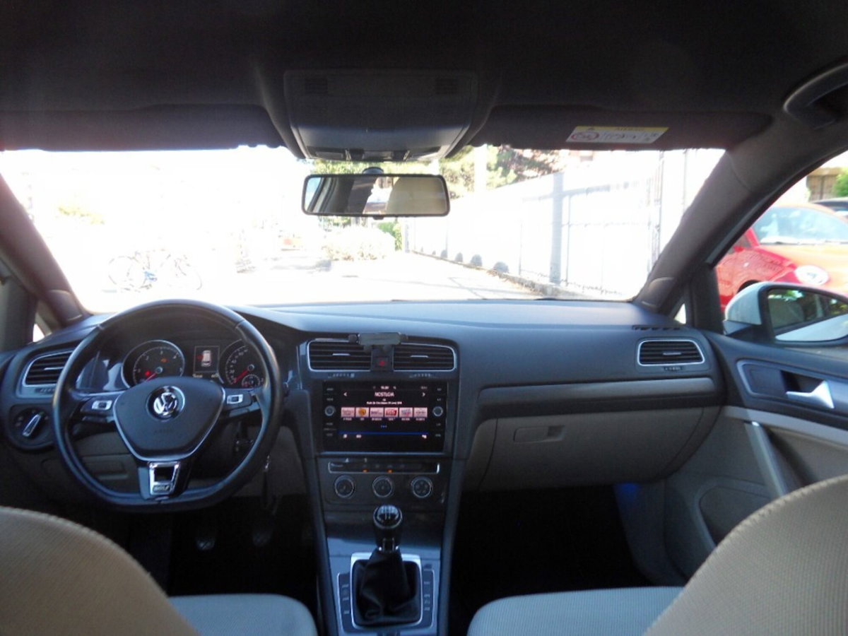 Volkswagen Golf Variant 1.6 TDI 115 CV Business BlueMotion Technology (14)