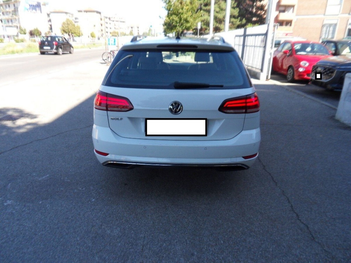 Volkswagen Golf Variant 1.6 TDI 115 CV Business BlueMotion Technology (2)