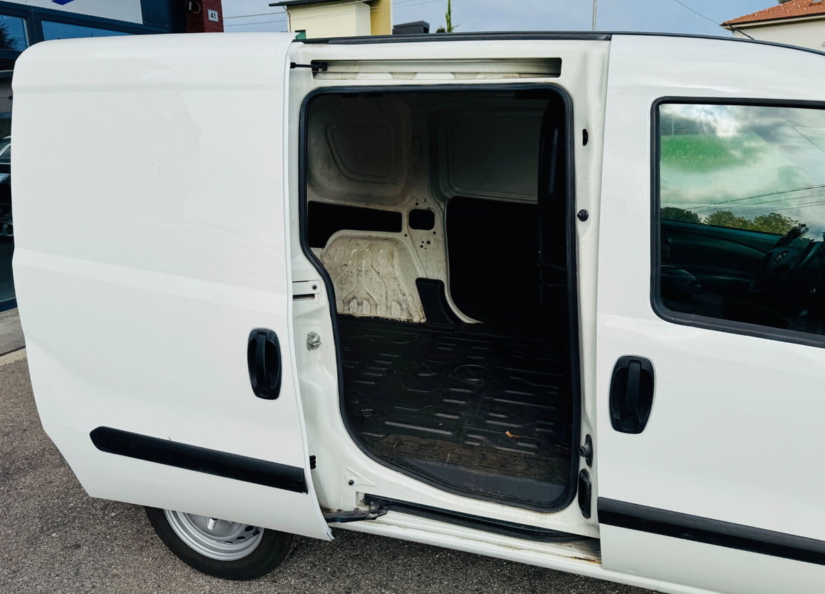 Opel Combo 1.3 CDTI PL-TN Van 1000kg E6 (17)