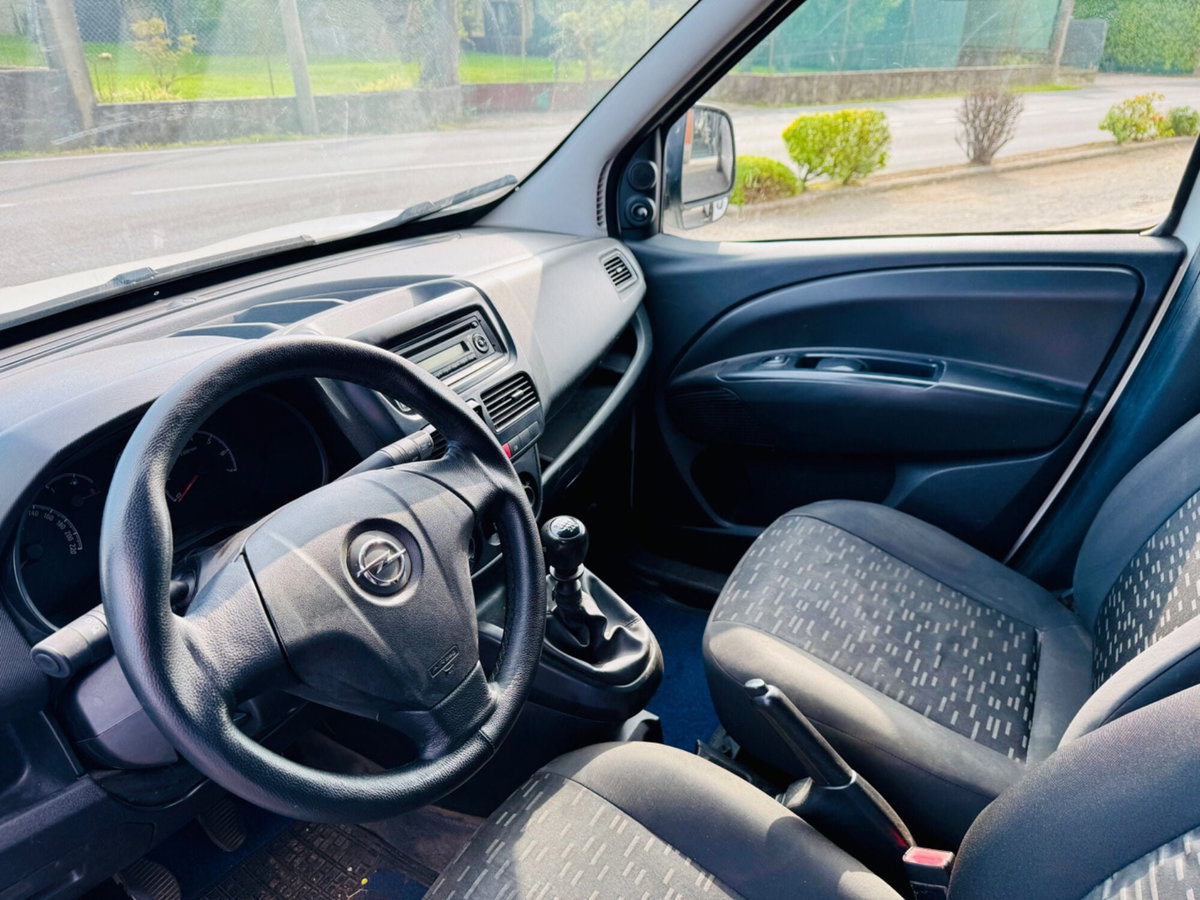 Opel Combo 1.3 CDTI PL-TN Van 1000kg E6 (9)