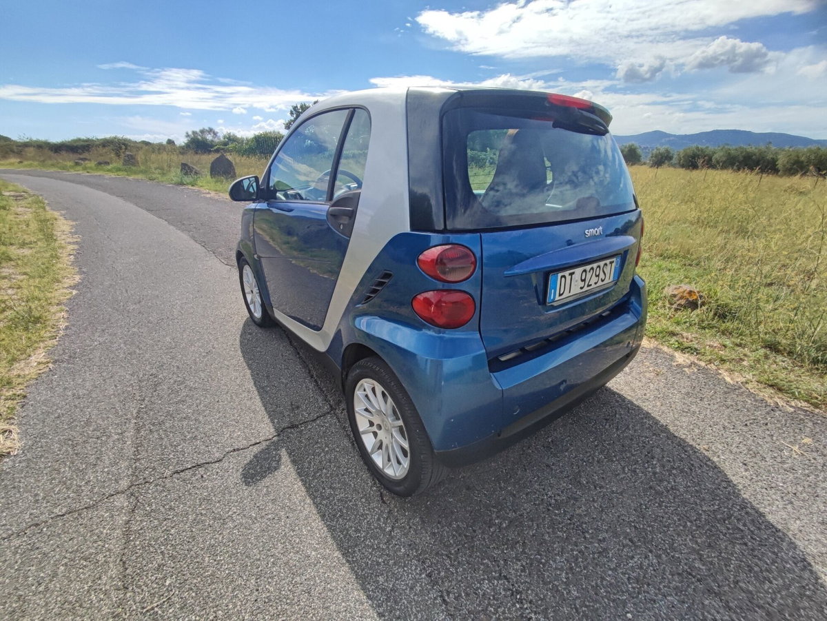 smart Fortwo 1000 52 kW coupé pure (7)