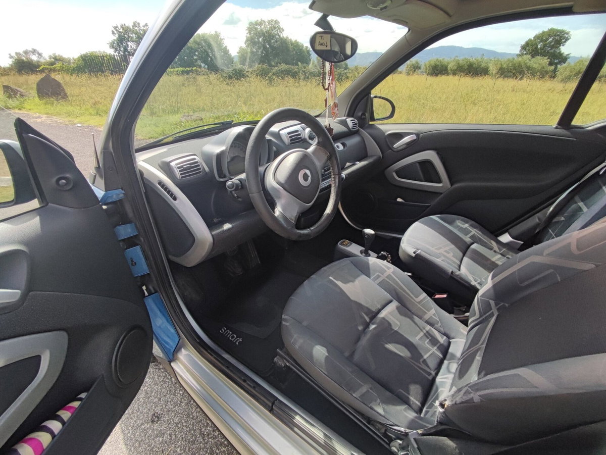 smart Fortwo 1000 52 kW coupé pure (9)