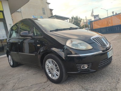 Lancia Musa 1.3 Mjt 95 CV DFN Gold (3)