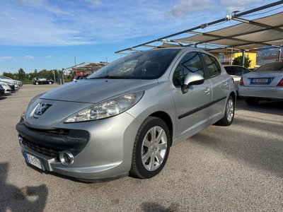 Peugeot 207 HDi 90CV 5p. XS (7)