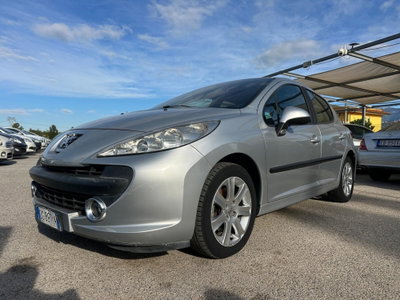 Peugeot 207 HDi 90CV 5p. XS (8)
