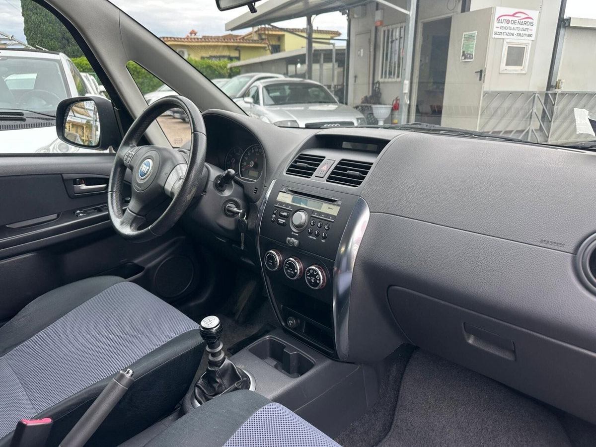 Fiat Sedici 1.9 MJT 4x4 Dynamic (15)