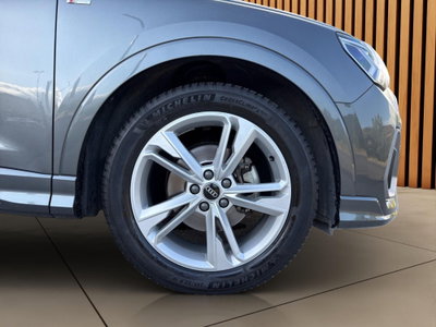 Audi Q3 Sportback 35 TDI quattro S tronic S line edition (9)