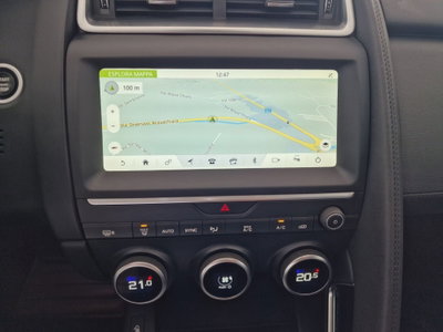 Jaguar E-Pace 2.0D 180 CV AWD (15)