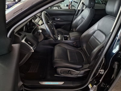 Jaguar E-Pace 2.0D 180 CV AWD (9)