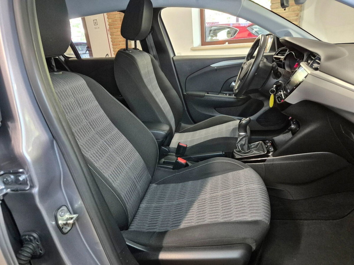 Opel Corsa 1.2 Edition (7)