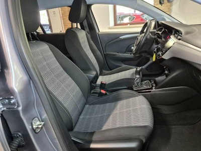 Opel Corsa 1.2 Edition (7)