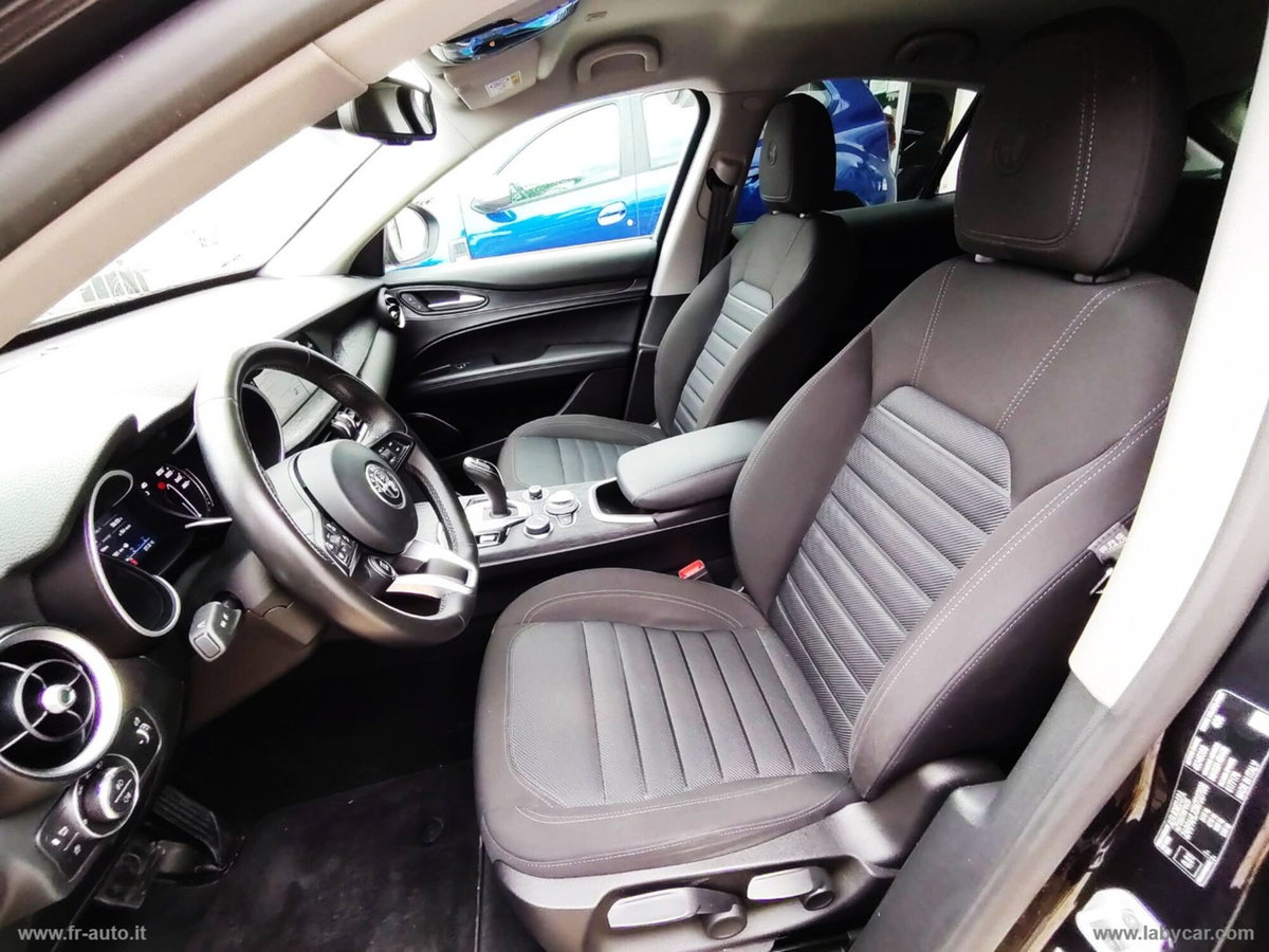 Alfa Romeo Stelvio Stelvio 2.2 Turbodiesel 190 CV AT8 Q4 Super Business (13)