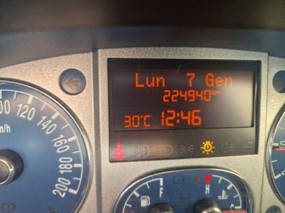 Lancia Musa 1.3 Mjt 16V 95 CV DPF Oro (8)