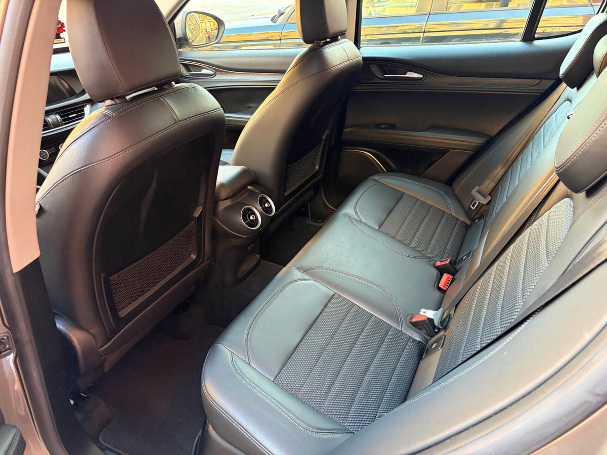 Alfa Romeo Stelvio Stelvio 2.2 Turbodiesel 180 CV AT8 Q4 Super (16)