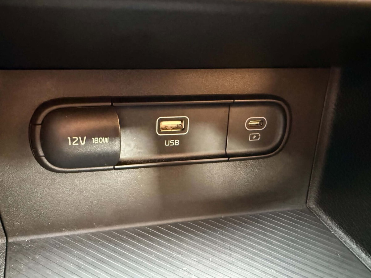 Kia Sportage 1.6 CRDi MHEV Business (10)