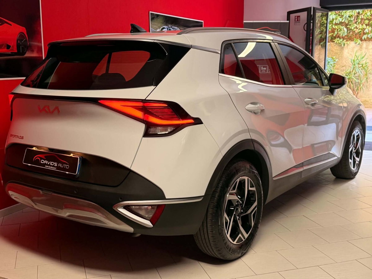 Kia Sportage 1.6 CRDi MHEV Business (19)