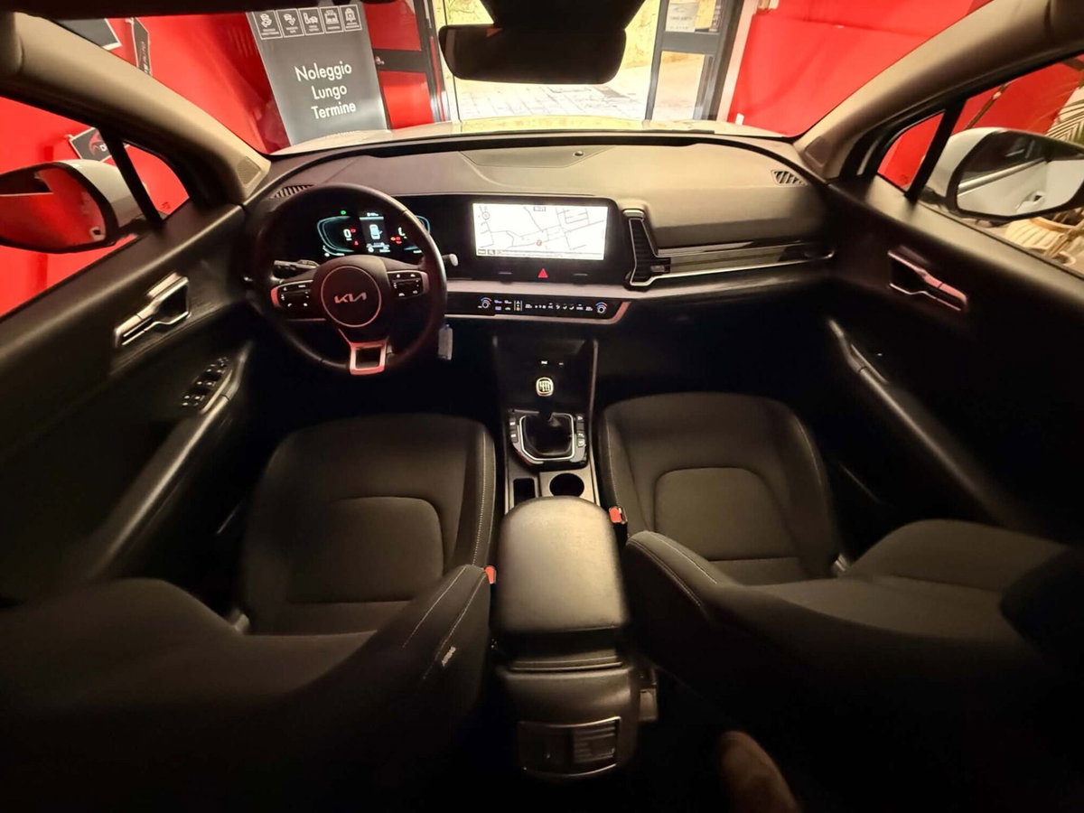 Kia Sportage 1.6 CRDi MHEV Business (2)