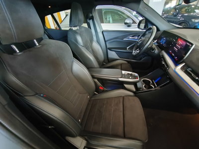 BMW iX2 edrive 20 MSport (13)