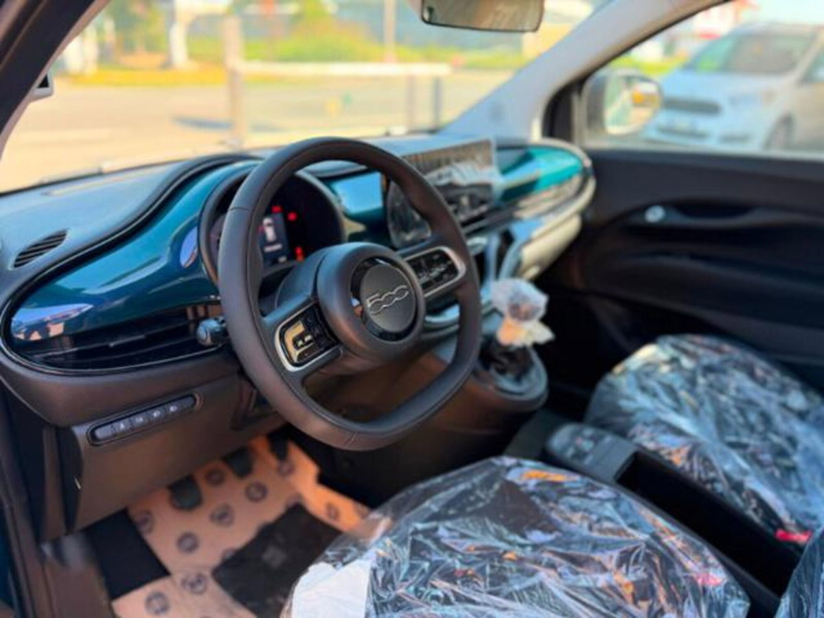 Fiat 500 1.0 hybrid Icon (2)