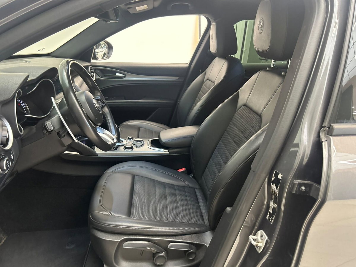 Alfa Romeo Stelvio Stelvio 2.2 Turbodiesel 190 CV AT8 Q4 Sprint (12)