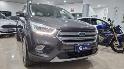 Ford Kuga 1.5 TDCI 120 CV S&S 2WD Titanium (2)