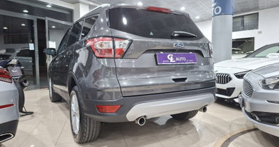Ford Kuga 1.5 TDCI 120 CV S&S 2WD Titanium (3)