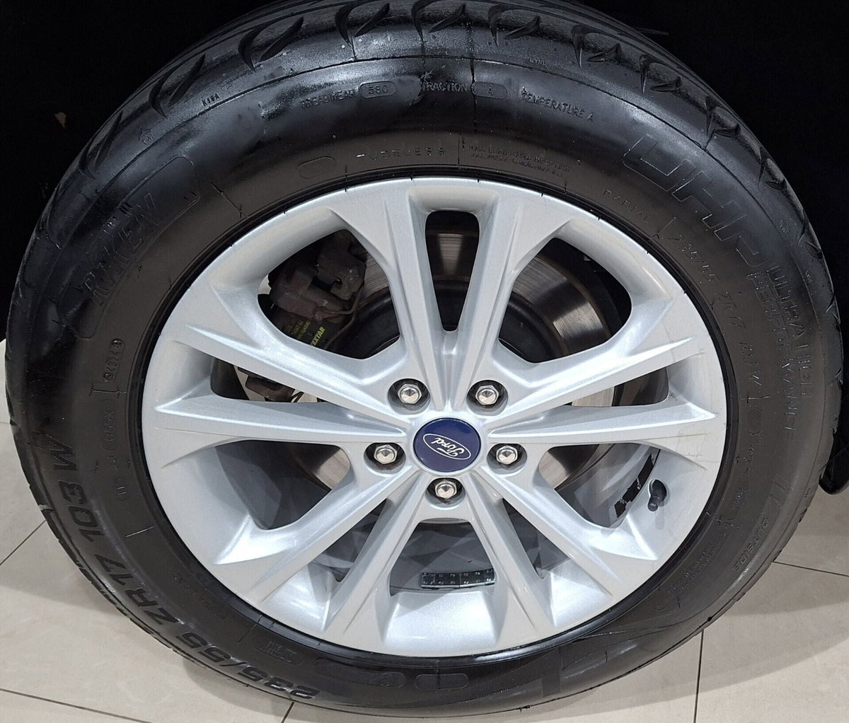 Ford Kuga 1.5 TDCI 120 CV S&S 2WD Titanium (8)