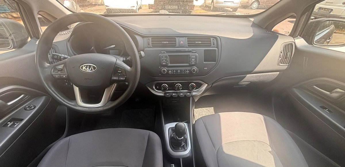 Kia Rio 1.1 CRDi WGT 5p. EX PLUS (10)
