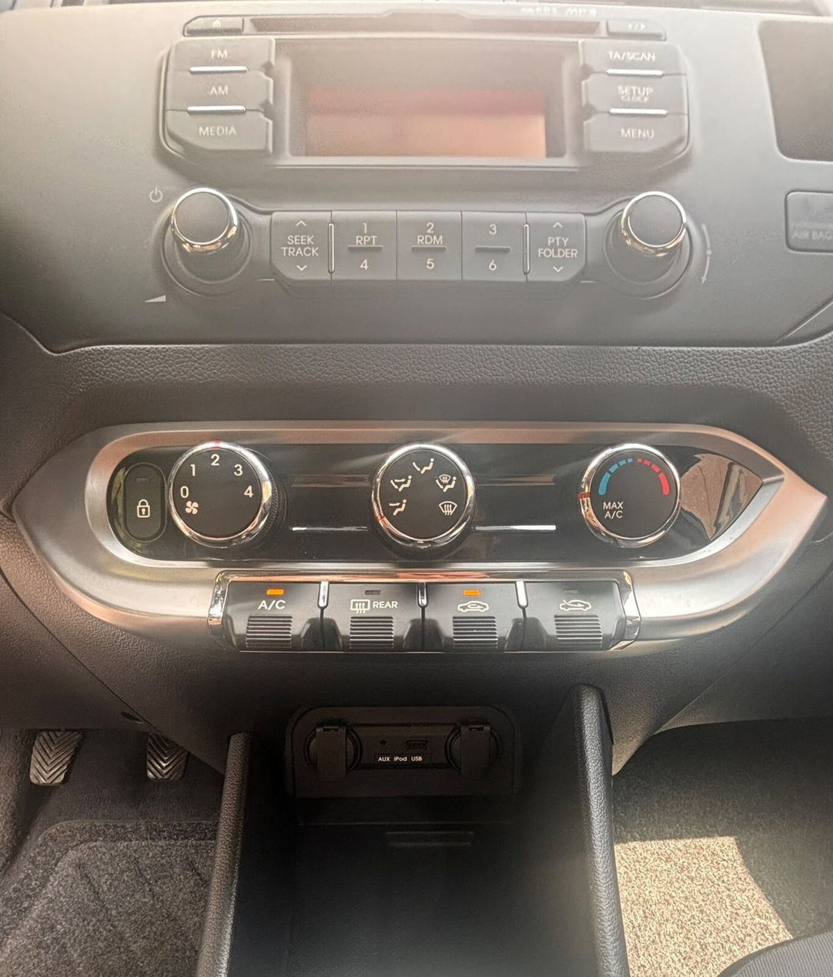 Kia Rio 1.1 CRDi WGT 5p. EX PLUS (15)