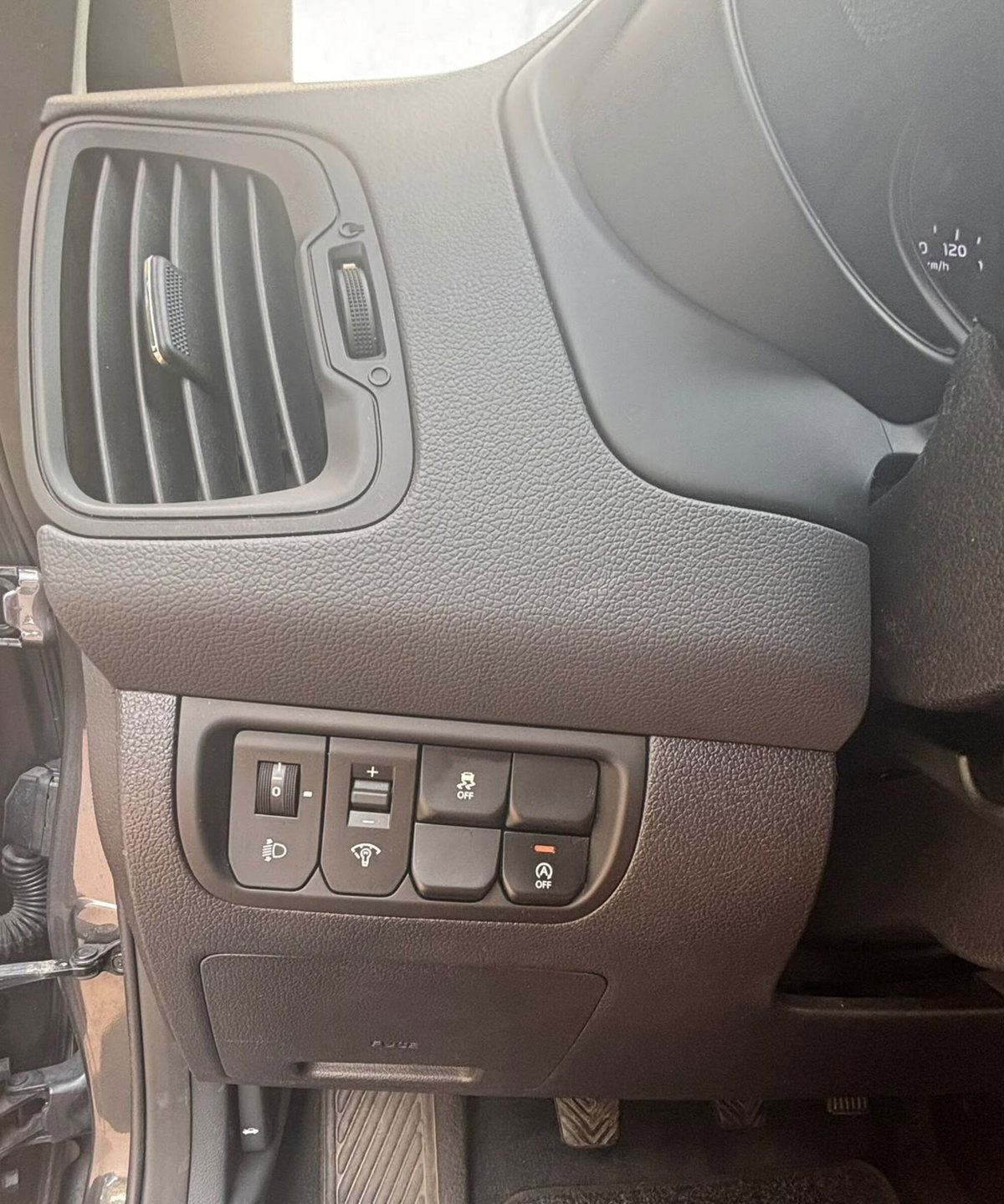 Kia Rio 1.1 CRDi WGT 5p. EX PLUS (16)