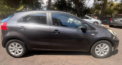 Kia Rio 1.1 CRDi WGT 5p. EX PLUS (2)