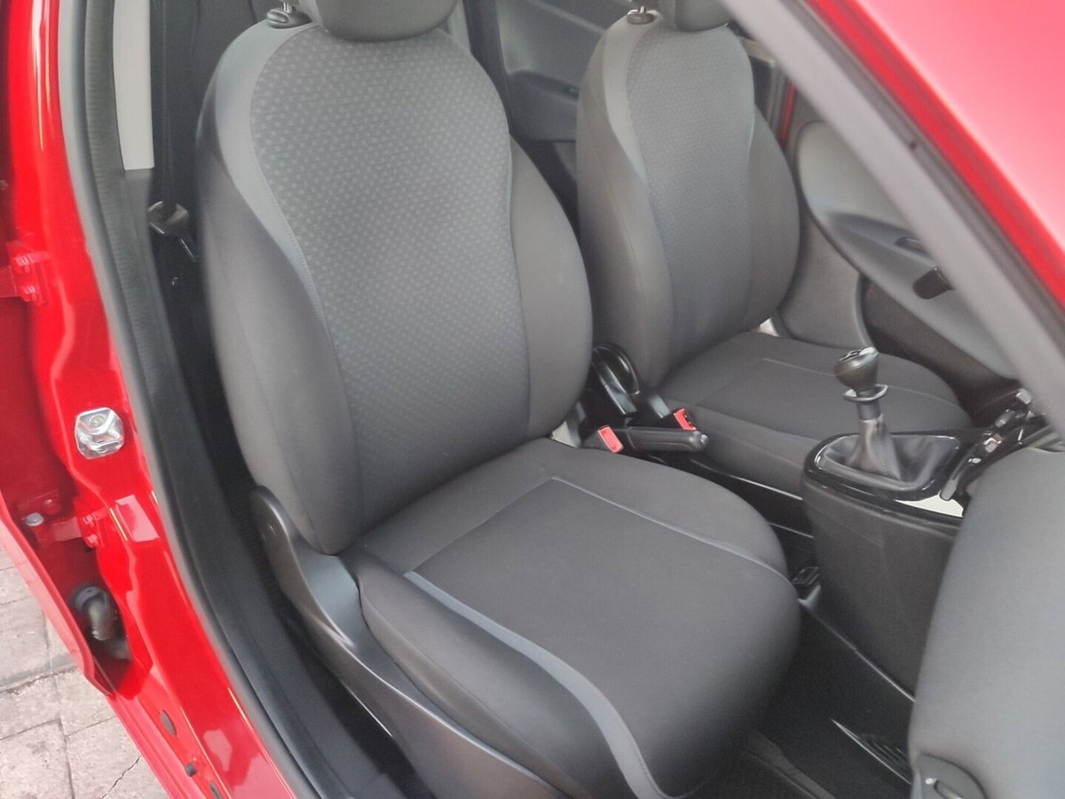 Lancia Ypsilon 0.9 TwinAir 85 CV 5 porte Metano Ecochic Gold (10)