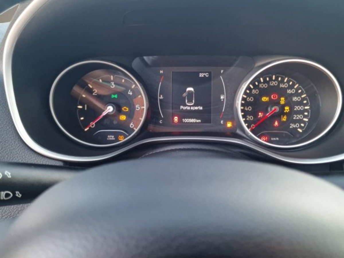 Jeep Compass 1.6 Multijet II 2WD Longitude (11)