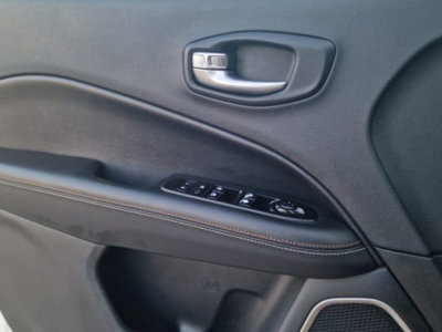 Jeep Compass 1.6 Multijet II 2WD Longitude (12)