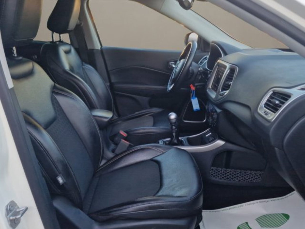 Jeep Compass 1.6 Multijet II 2WD Longitude (18)