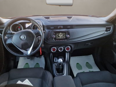 Alfa Romeo Giulietta 1.6 JTDm Giulietta 120cv tct (14)
