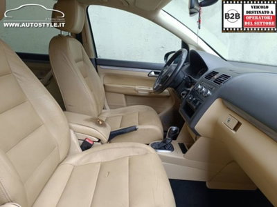 Volkswagen Touran 1.6 TDI DSG Comfortline (13)