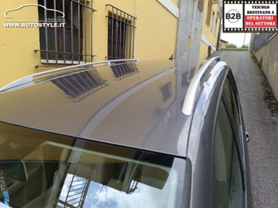 Volkswagen Touran 1.6 TDI DSG Comfortline (20)