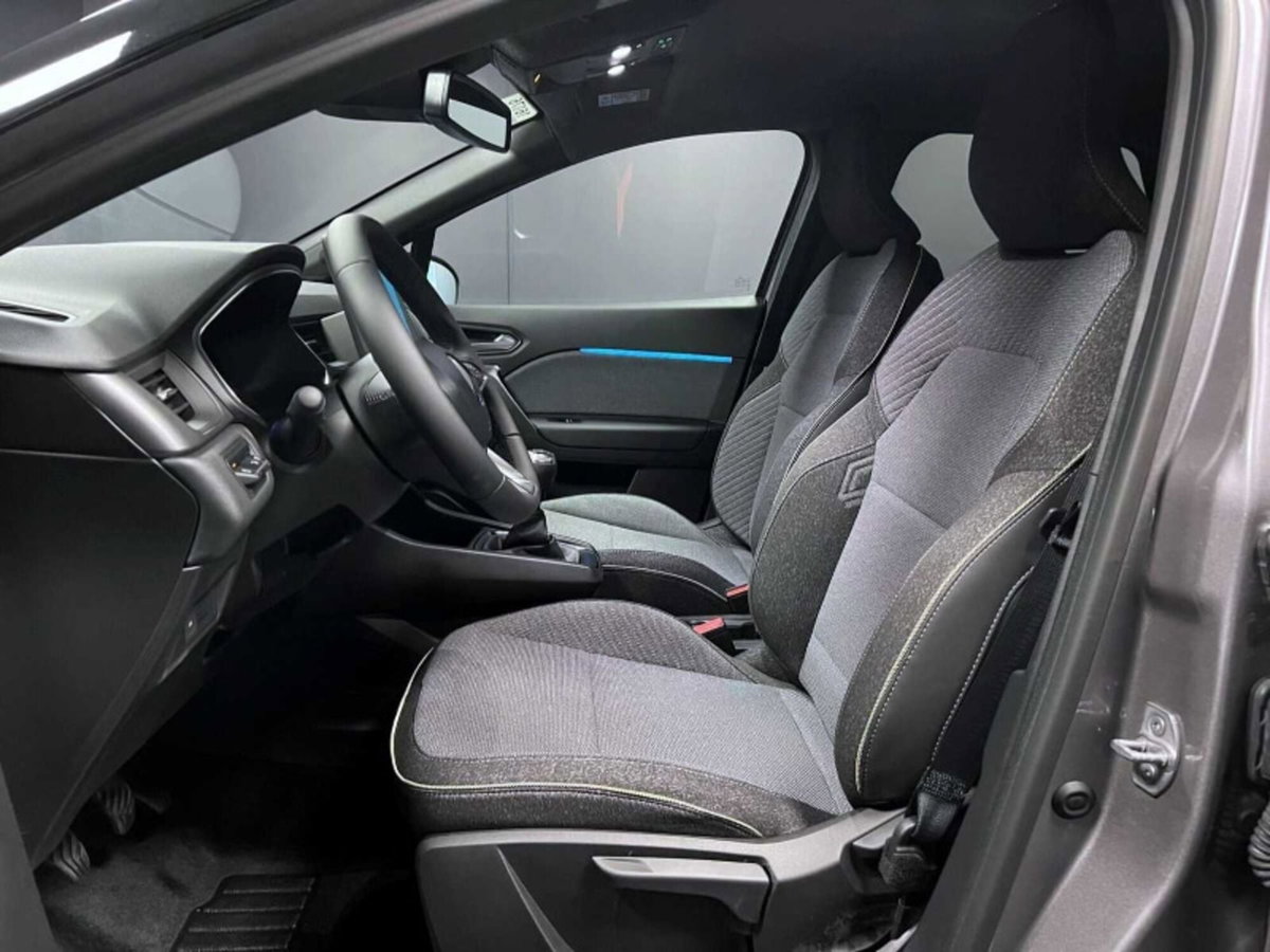 Renault Captur 1.2 eco-g Techno 120cv (11)