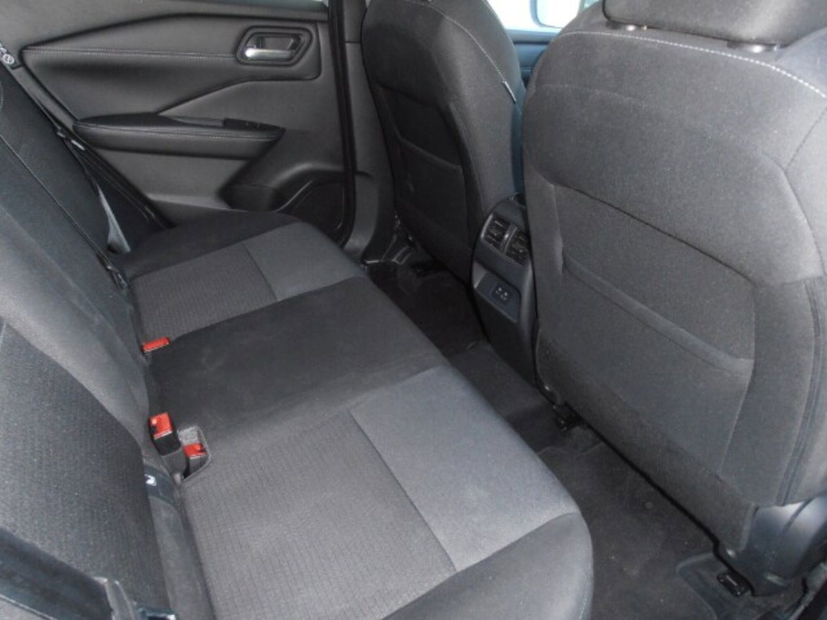 Nissan Qashqai MHEV 140 CV N-Style (7)