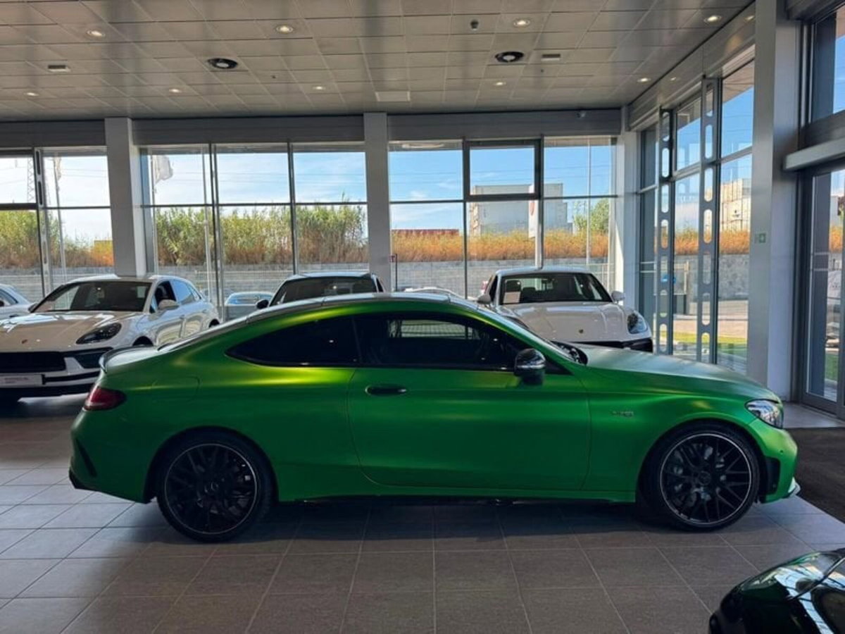 Mercedes-Benz Classe C Coupé 43 4Matic AMG Coupé (13)