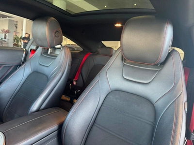 Mercedes-Benz Classe C Coupé 43 4Matic AMG Coupé (8)