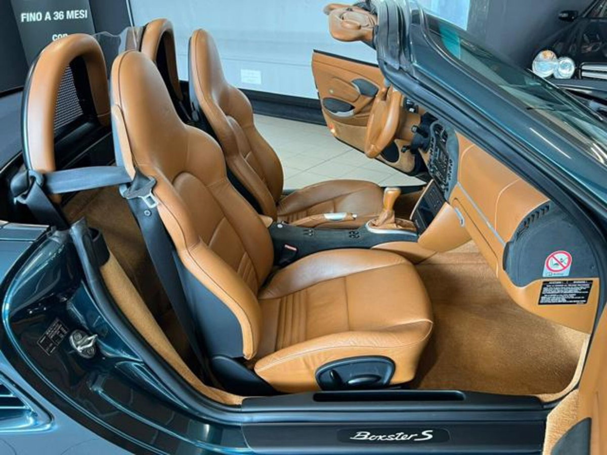 Porsche Boxster 3.2i 24V cat S (19)