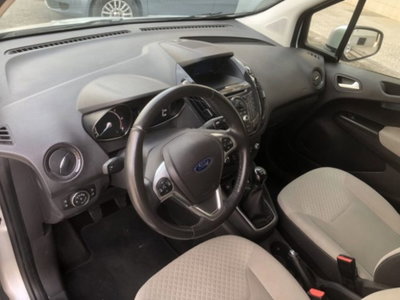 Ford Tourneo Courier 1.6 TDCI 95 CV Titanium (5)