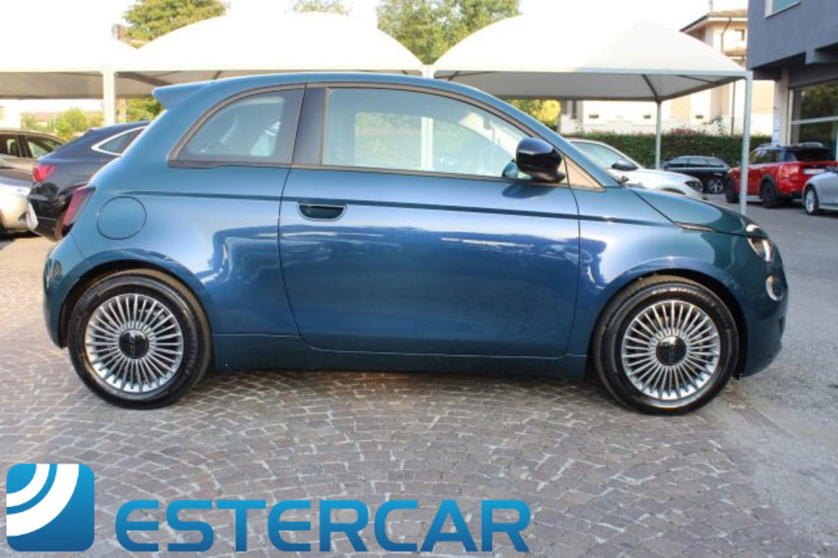 Fiat 500 1.0 hybrid Icon (9)