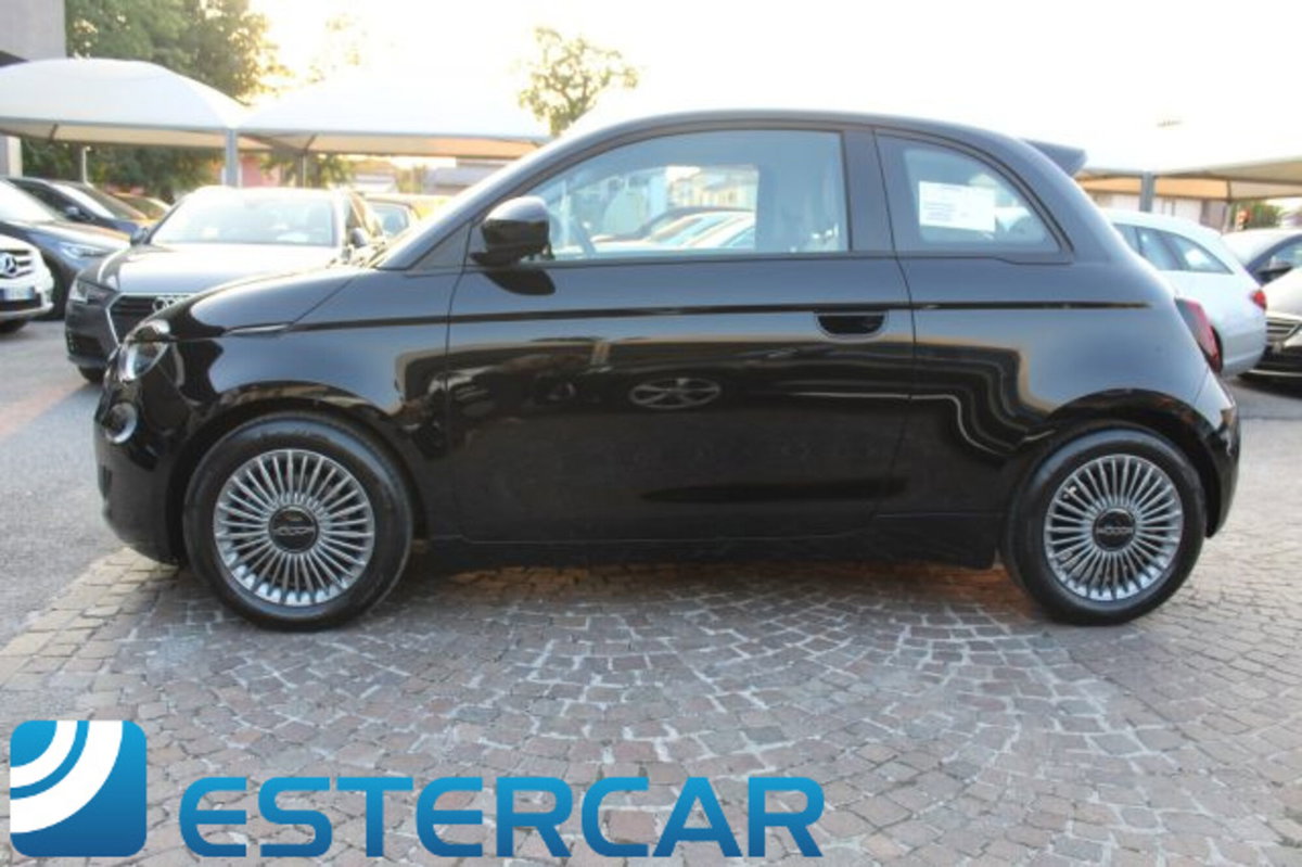 Fiat 500 1.0 hybrid Icon (16)