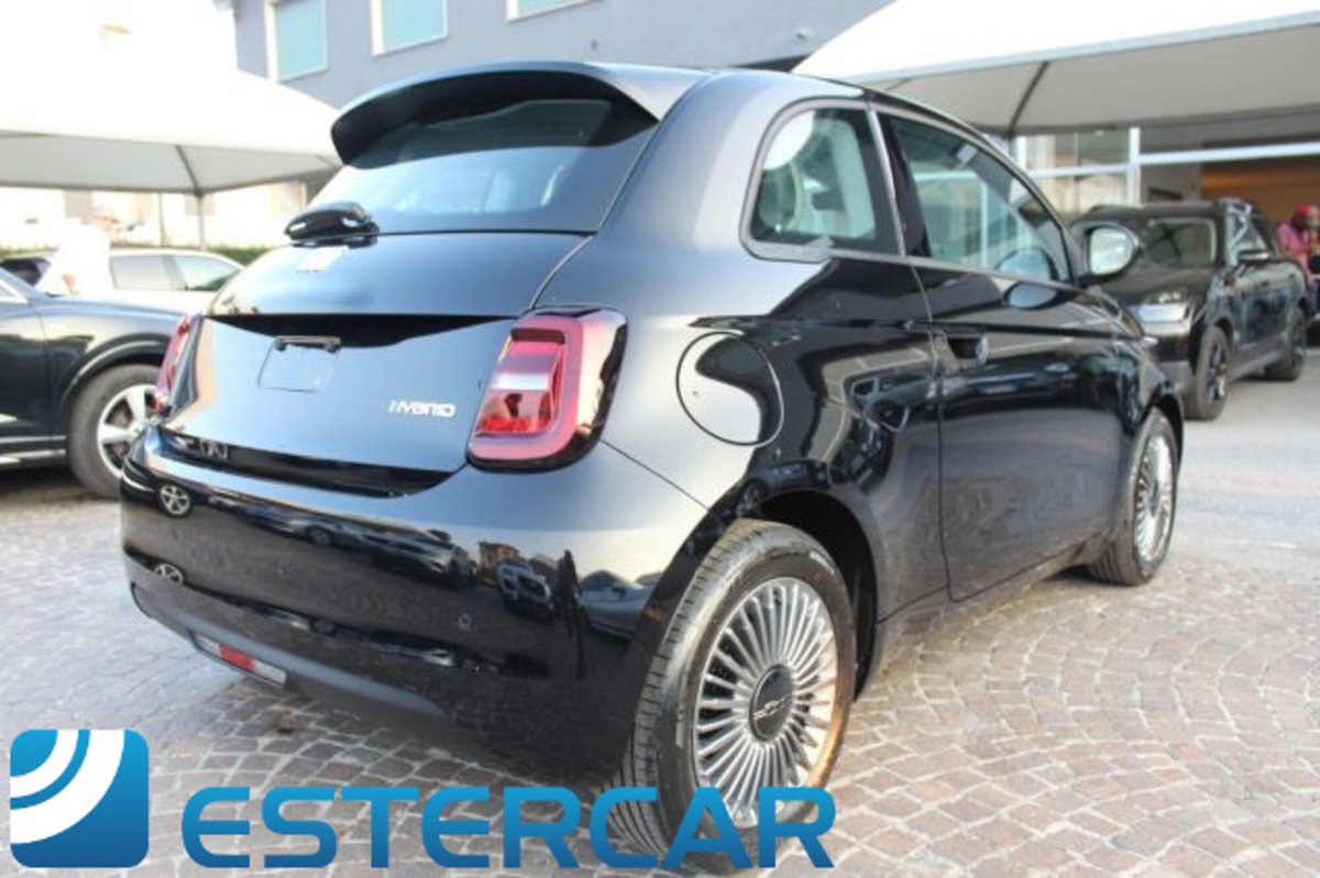 Fiat 500 1.0 hybrid Icon (2)